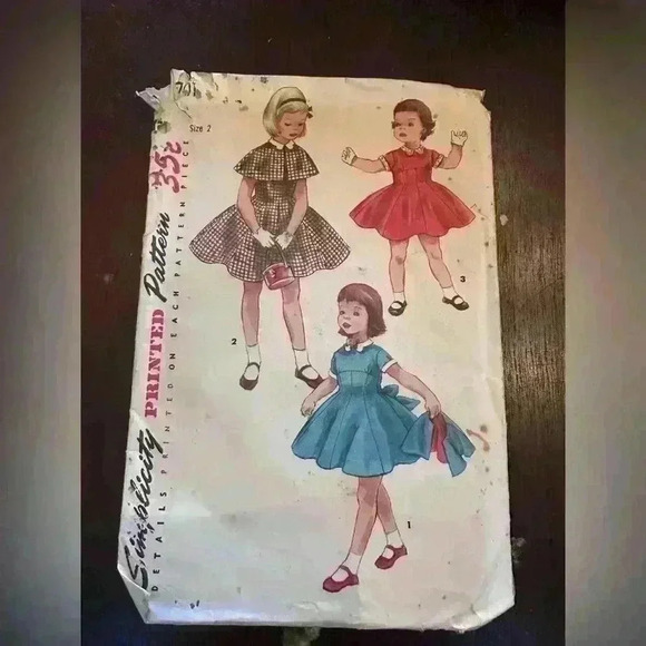 1950’s Sewing Pattern - Picture 1 of 2